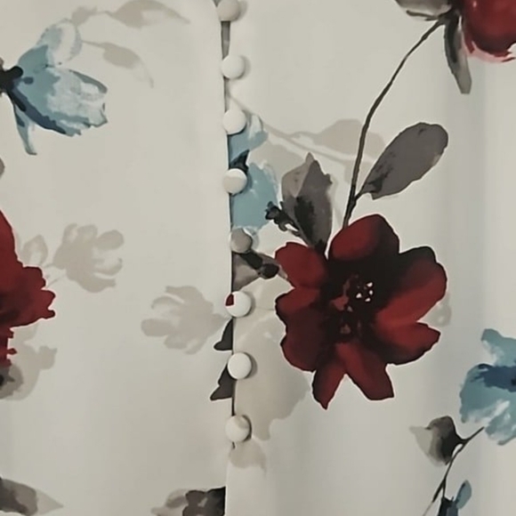 White House Black Market Floral V-neck Bell Sleeve Blouse - Picture 7 of 7